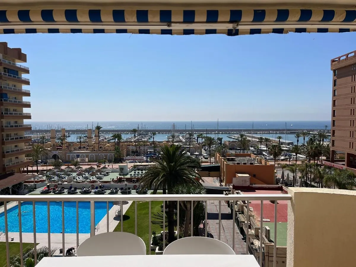 Apartment Sur Suites La Marina Fuengirola
